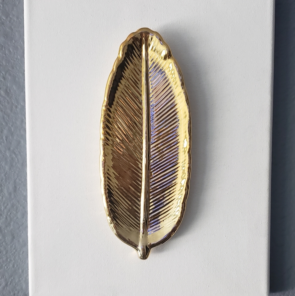 Gold feather Canvas 3D
